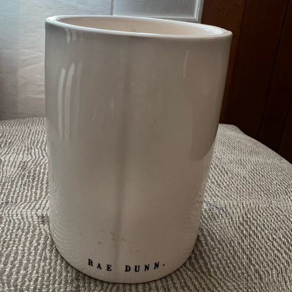 NEW Rae Dunn True Love Chocolate Strawberry Candle 13.2 Ounces Ceramic Jar New - Picture 3 of 7